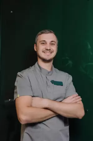 Врач Семянников Андрей Андреевич